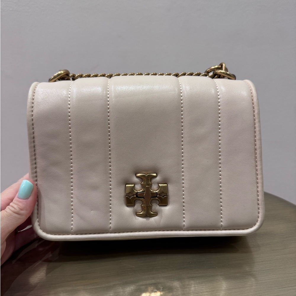 Tory Burch Cream Quilted Shoulder Bag with Gold Hardware